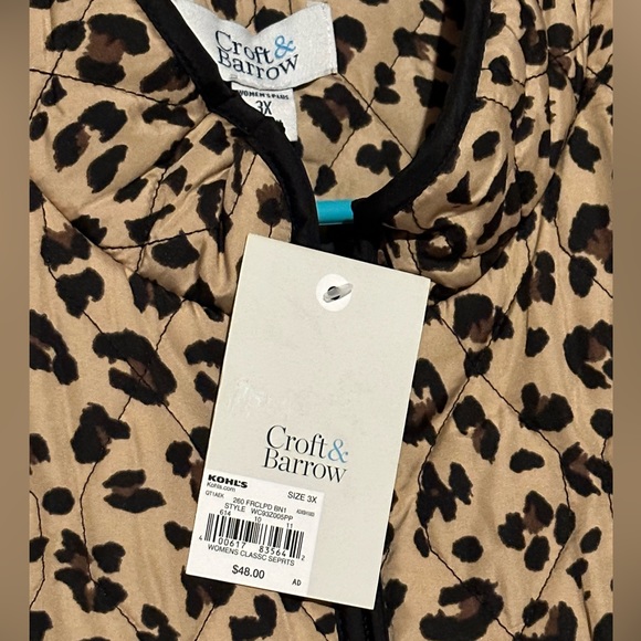 Croft and barrow animal print puff vest with gold detail and pockets 3xl - Picture 4 of 6